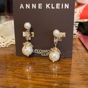 Anne Klein pearl earrings